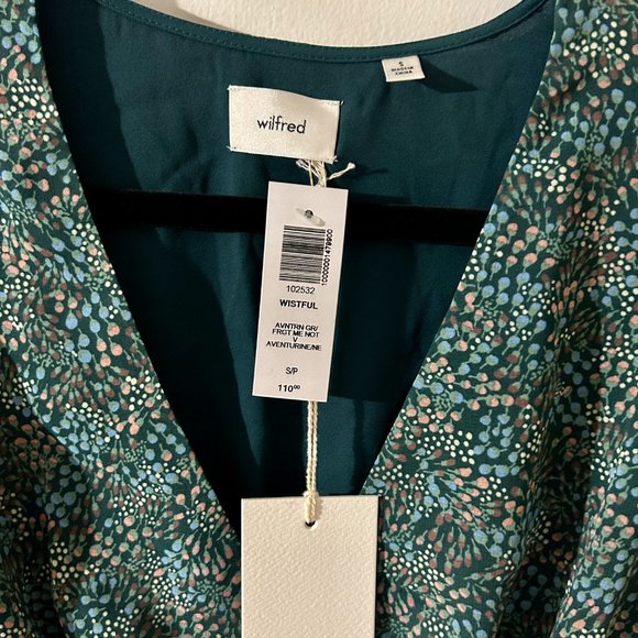 BNWT Aritzia Wistful (Genoa) Blouse in Small - Picture 3 of 7